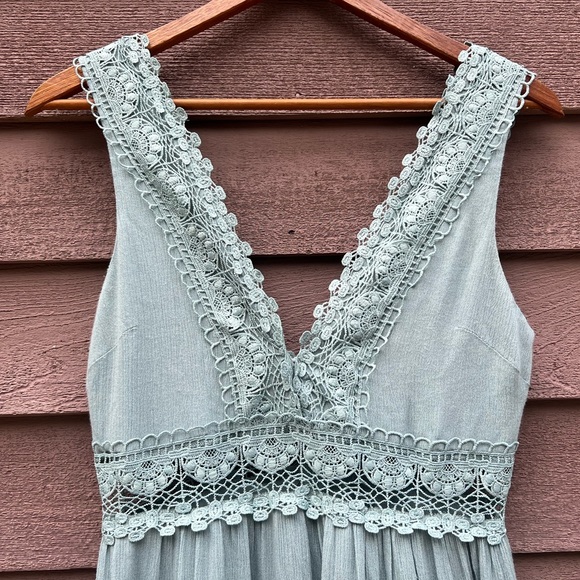 Forever 21 maxi lace boho dress - Picture 2 of 6